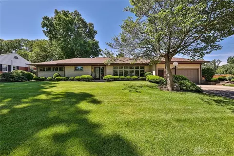515 N Broadmoor Blvd, Springfield, OH 45504