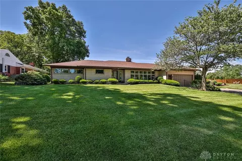 515 N Broadmoor Blvd, Springfield, OH 45504 photo 2