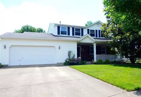 5838 Cedarwood Ct, Maineville, OH 45039