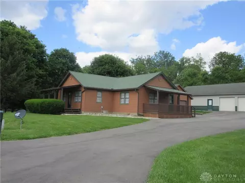 11602 N Sr 121 N, New Paris, OH 45347