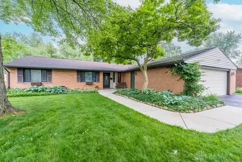 5112 Cloudsdale Dr, Dayton, OH 45440