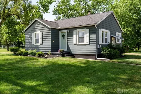 255 W Ginghamsburg Frederick Rd, Tipp City, OH 45371