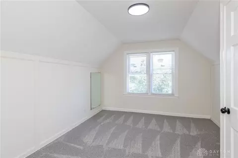 1950 W Bataan Dr, Kettering, OH 45420 photo 37