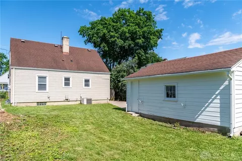 1950 W Bataan Dr, Kettering, OH 45420 photo 51