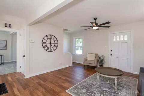 1950 W Bataan Dr, Kettering, OH 45420 photo 7