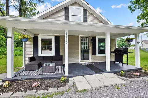 Exterior - 1135 S River St, Franklin, OH 45005 photo 1 of 5