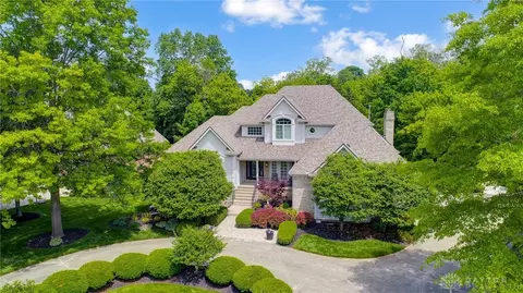 9816 Country Creek Way, Washington Township, OH 45458