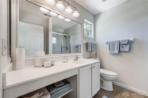 Bath - 115 Pursley Ln, Springboro, OH 45066 photo 2 of 5