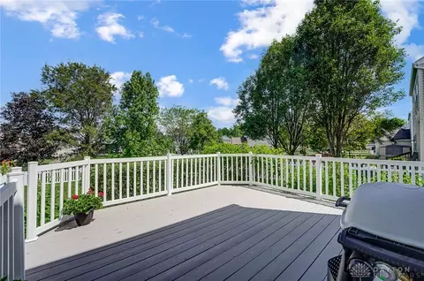 Exterior - 115 Pursley Ln, Springboro, OH 45066 photo 6 of 14