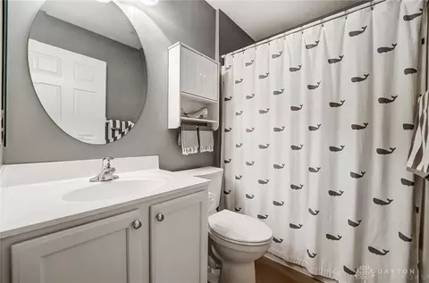 Bath - 115 Pursley Ln, Springboro, OH 45066 photo 4 of 5
