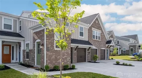 4255 Sugar Point Way #21-202, Sugarcreek Township, OH 45305