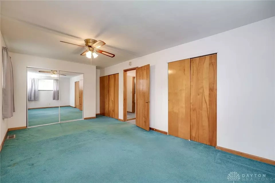 Bedroom - 2328 Acorn Dr, Kettering, OH 45419 photo 2 of 6