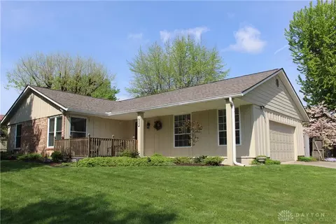 5961 E Gander Rd, Dayton, OH 45424