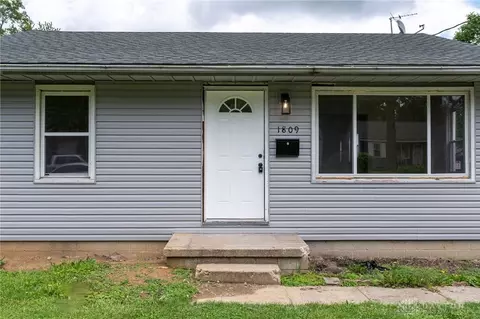1809 Brentwood St, Middletown, OH 45044