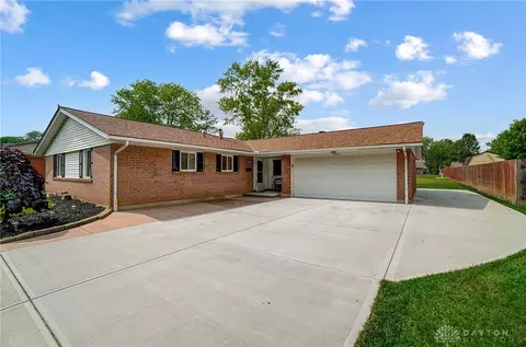 2521 Delavan Dr, Dayton, OH 45459