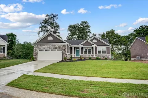 Exterior - 7130 Rivendell Cir, Centerville, OH 45459 photo 7 of 7