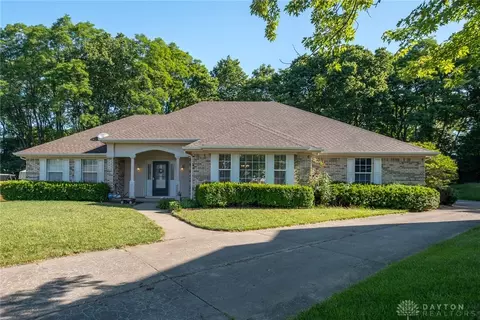 5535 Hearthside Ct, Dayton, OH 45424
