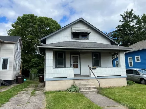 6831 Savannah Ave, Cincinnati, OH 45239