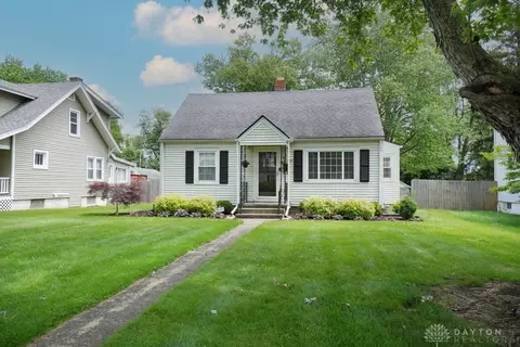 430 Deerfield Rd, Lebanon, OH 45036