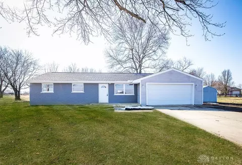 5265 Layhigh Rd, Hamilton, OH 45013