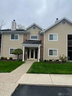 60 Mallard Glen Dr #8, Dayton, OH 45458