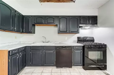 Kitchen - 11446 Flagler Ln, Forest Park, OH 45240 photo 3 of 4
