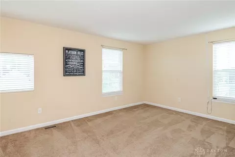 Bedroom - 1478 Artesian Ln, Fairborn, OH 45324 photo 6 of 9