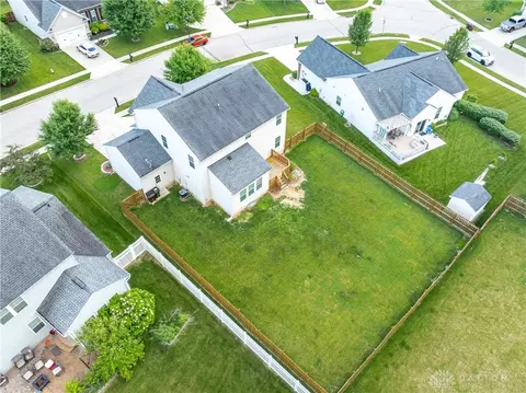 View/Area - 1478 Artesian Ln, Fairborn, OH 45324 photo 4 of 9