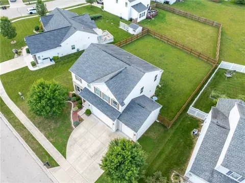 View/Area - 1478 Artesian Ln, Fairborn, OH 45324 photo 2 of 9