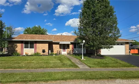 530 Vaniman Ave, Dayton, OH 45426