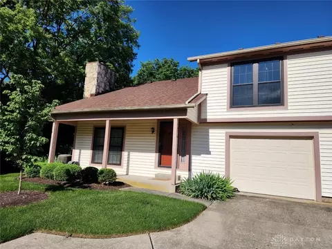 1376 Sanzon Dr, Fairborn, OH 45324