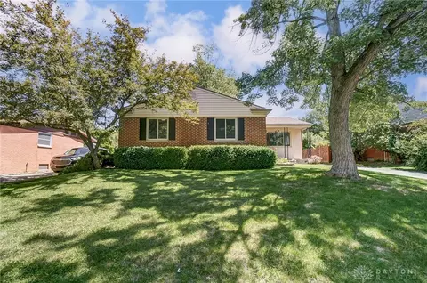 Exterior - 3430 Blocker Dr, Kettering, OH 45420 photo 2 of 10