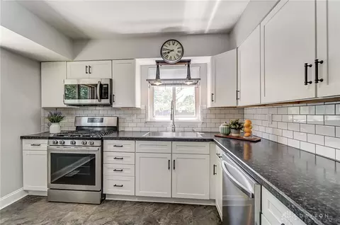 Kitchen - 3430 Blocker Dr, Kettering, OH 45420 photo 2 of 4
