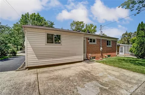 Exterior - 3430 Blocker Dr, Kettering, OH 45420 photo 4 of 10