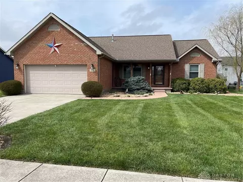 129 Irongate Dr, Union, OH 45322