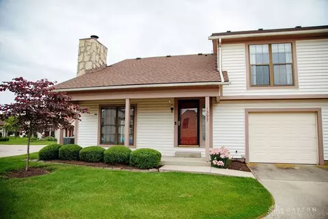 1397 Sanzon Dr, Fairborn, OH 45324