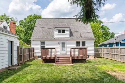 Exterior - 912 Broad Blvd, Kettering, OH 45419 photo 4 of 6
