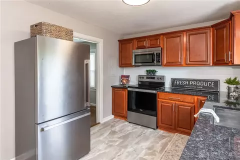 Kitchen - 912 Broad Blvd, Kettering, OH 45419 photo 1 of 4