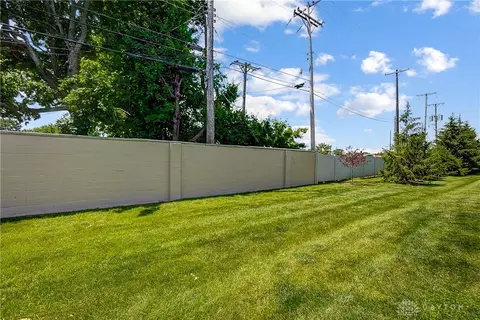 1340 Phoenix Pl, Kettering, OH 45420 photo 41