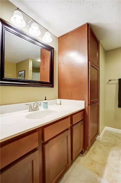 1340 Phoenix Pl, Kettering, OH 45420 photo 34