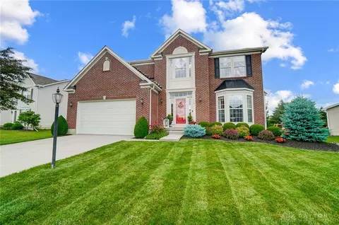 124 Springhouse Dr, Englewood, OH 45322