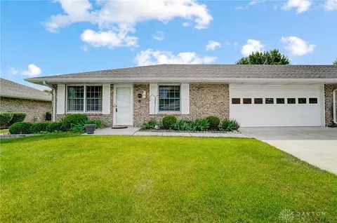 4856 W Brannan Dr, Springfield, OH 45502