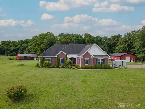 2451 Cook Rd, Spring Valley, OH 45370