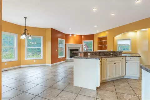 2451 Cook Rd, Spring Valley, OH 45370 photo 6