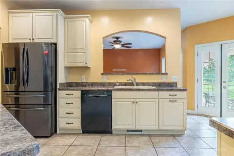 2451 Cook Rd, Spring Valley, OH 45370 photo 12