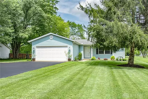 133 Thunder Dr, Eaton, OH 45320
