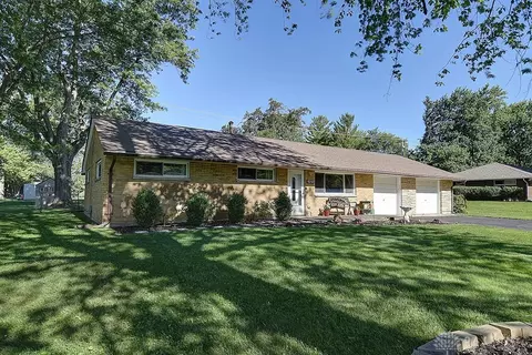 9257 Stephanie St, Centerville, OH 45458