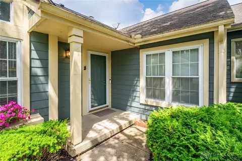 9660 Windjammer Pl, Dayton, OH 45458