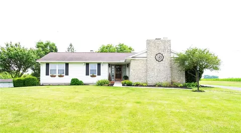 5218 N Montgomery County Line Rd, Englewood, OH 45322
