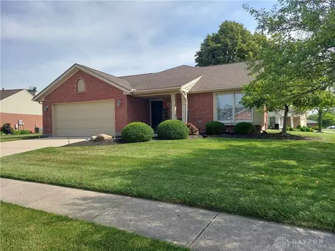 1879 Brandonhall Dr, Miamisburg, OH 45342